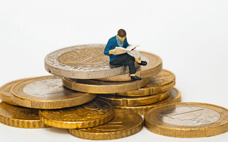 How much do Big 4 partners get paid?