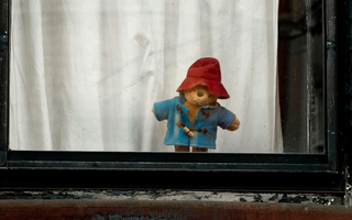 Splashing marmalade all over?